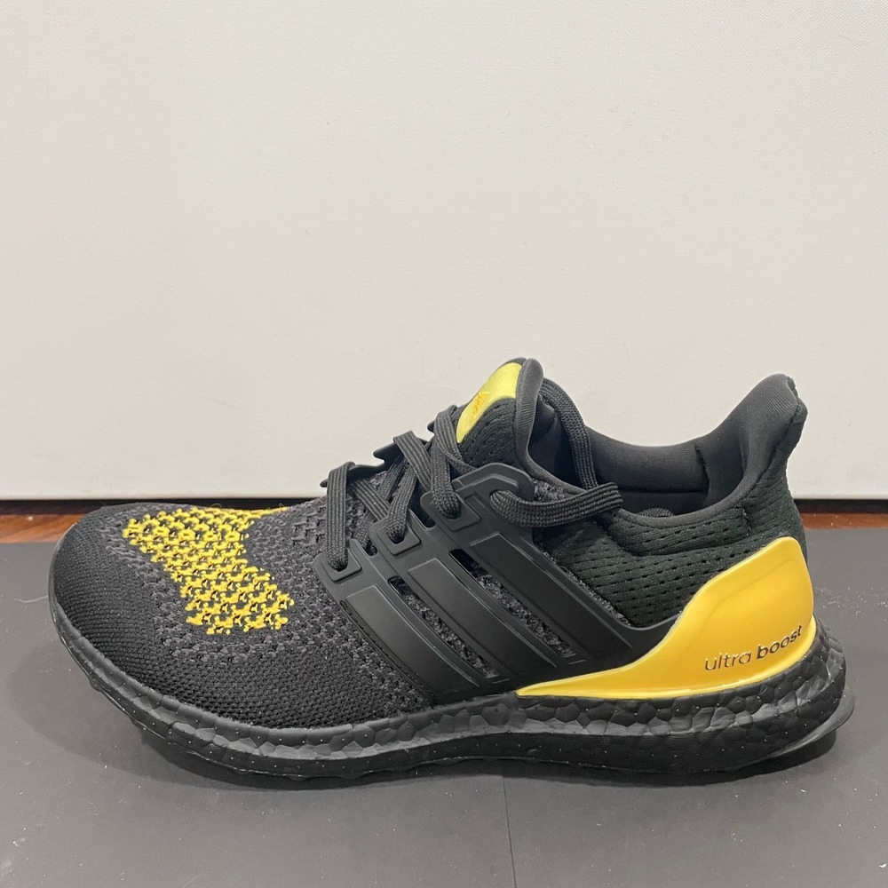 Adidas Ultraboost 1.0 Core Black Spark Yellow Mens Running Shoes JQ2273 Size 6.5